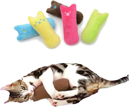 Creatief krabpaaltje voor katten met kattenkruid en kauwkussen om op te knarsetanden, perfect voor katten
