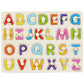 Leuke en leerzame houten puzzel met pinnen voor peuter