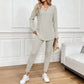 Tweedelige casual set met V-hals top en broek